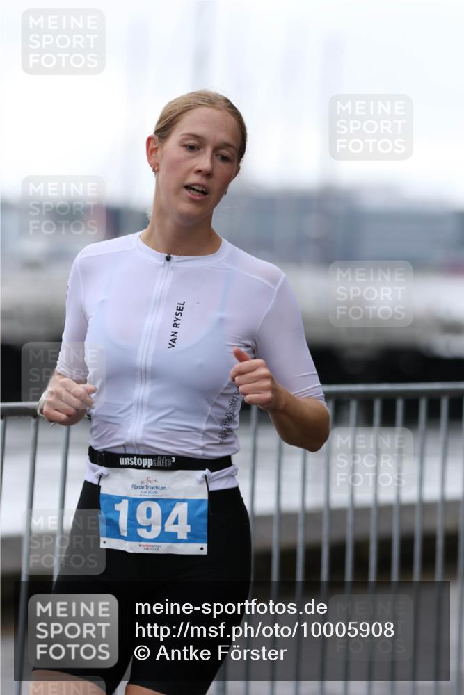 16.08.2026 - KN Förde Triathlon 2026 Antke Förster http://msf.ph/oto/10005908 16.08.2026 10:19:21 Laufen 3, 194 meine-sportfotos.de