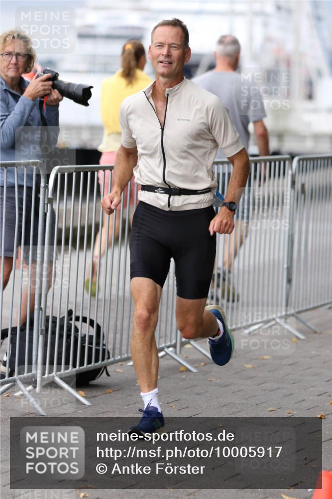 16.08.2026 - KN Förde Triathlon 2026 Antke Förster http://msf.ph/oto/10005917 16.08.2026 11:58:54 Laufen  meine-sportfotos.de