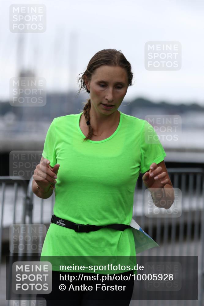 16.08.2026 - KN Förde Triathlon 2026 Antke Förster http://msf.ph/oto/10005928 16.08.2026 10:19:25 Laufen  meine-sportfotos.de