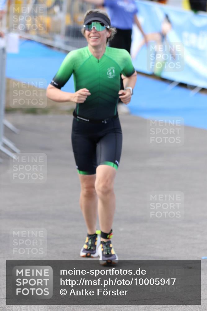 16.08.2026 - KN Förde Triathlon 2026 Antke Förster http://msf.ph/oto/10005947 16.08.2026 16:15:28 Laufen 749 meine-sportfotos.de