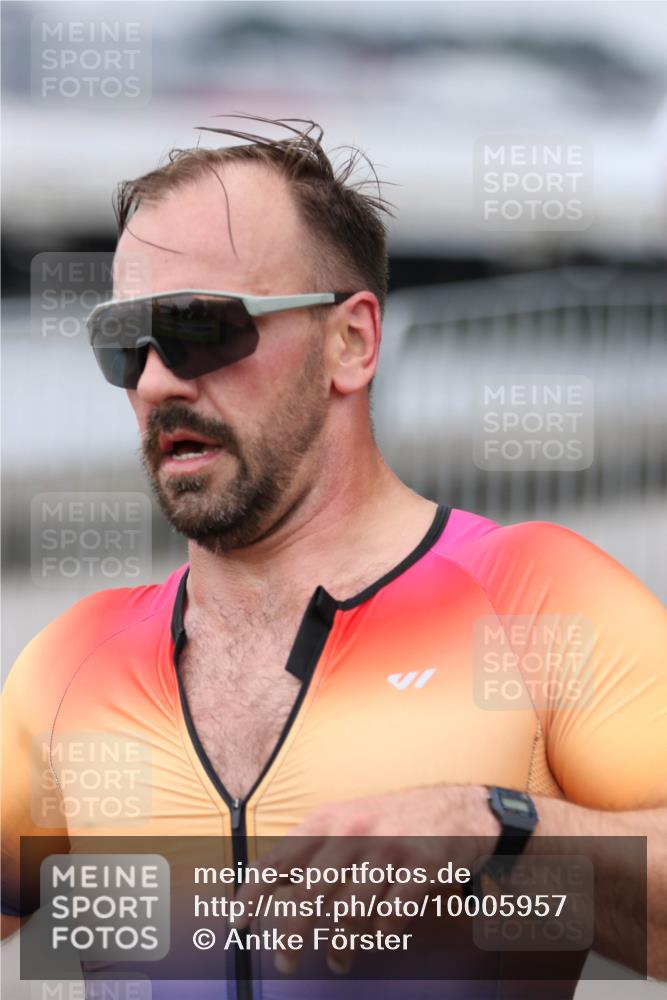 16.08.2026 - KN Förde Triathlon 2026 Antke Förster http://msf.ph/oto/10005957 16.08.2026 11:59:02 Laufen  meine-sportfotos.de