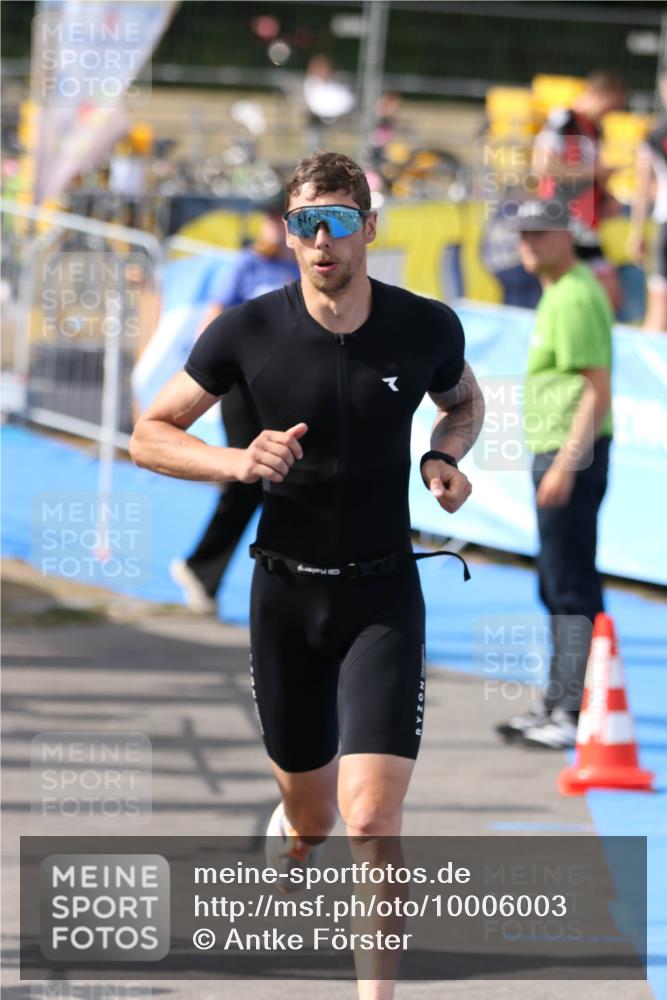 16.08.2026 - KN Förde Triathlon 2026 Antke Förster http://msf.ph/oto/10006003 16.08.2026 16:17:30 Laufen  meine-sportfotos.de
