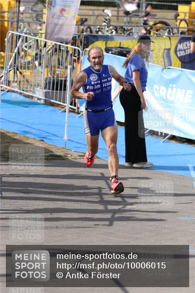 16.08.2026 - KN Förde Triathlon 2026 Antke Förster http://msf.ph/oto/10006015 16.08.2026 16:18:50 Laufen  meine-sportfotos.de