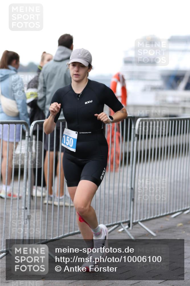 16.08.2026 - KN Förde Triathlon 2026 Antke Förster http://msf.ph/oto/10006100 16.08.2026 10:20:27 Laufen 150, 2 meine-sportfotos.de