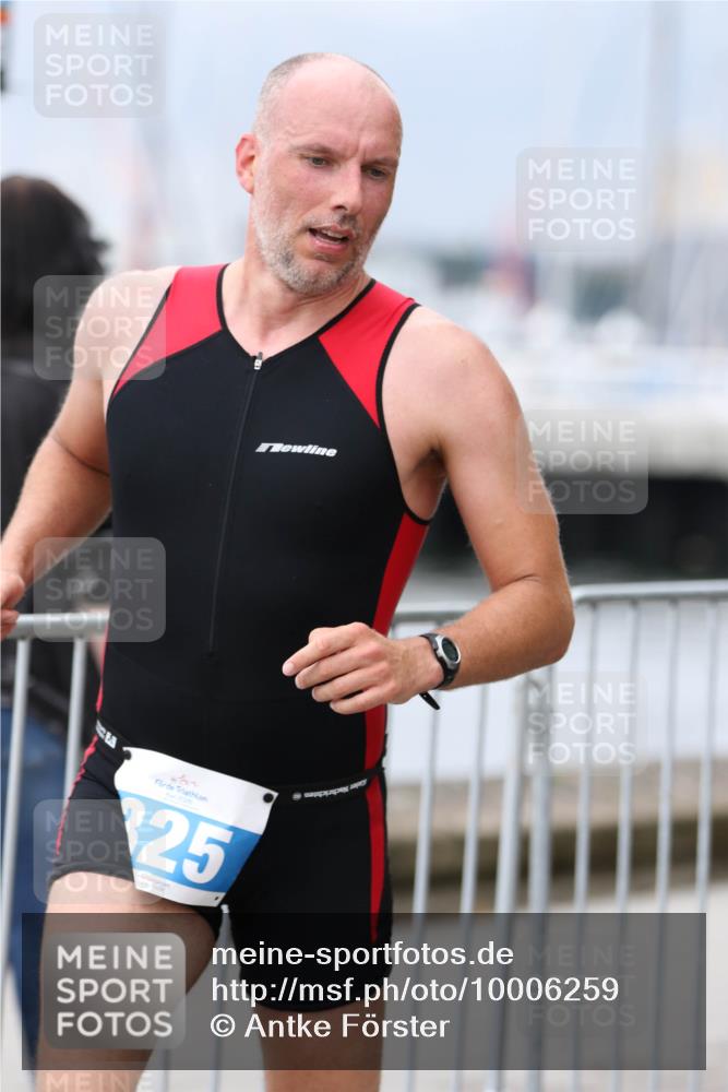 16.08.2026 - KN Förde Triathlon 2026 Antke Förster http://msf.ph/oto/10006259 16.08.2026 12:01:14 Laufen 25, 8 meine-sportfotos.de