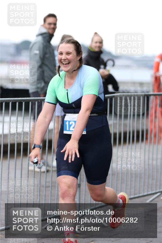 16.08.2026 - KN Förde Triathlon 2026 Antke Förster http://msf.ph/oto/10006282 16.08.2026 10:21:36 Laufen 12 meine-sportfotos.de