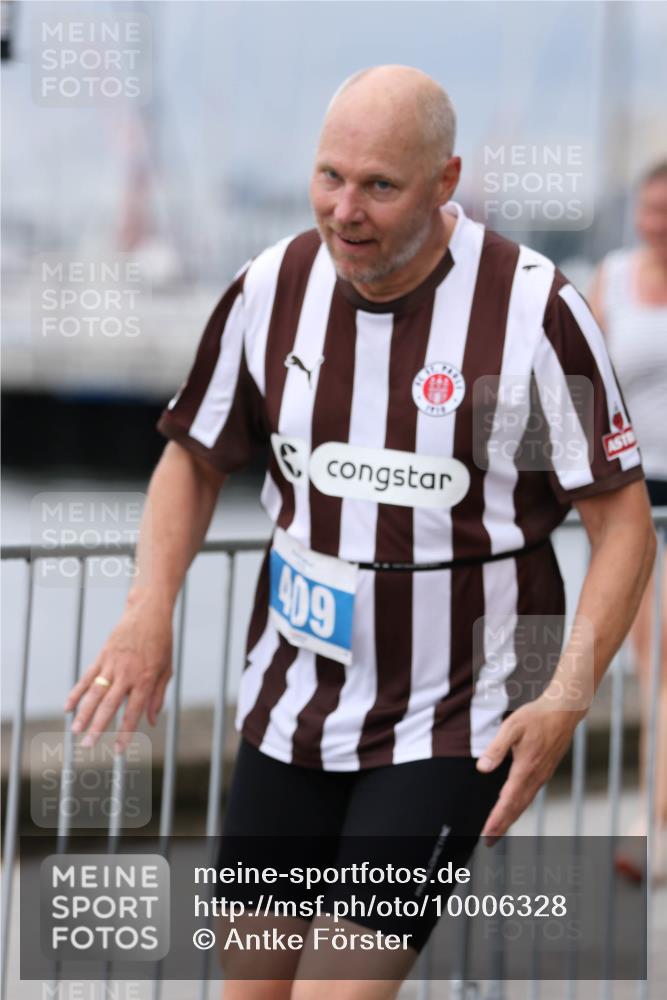16.08.2026 - KN Förde Triathlon 2026 Antke Förster http://msf.ph/oto/10006328 16.08.2026 12:02:07 Laufen 909 meine-sportfotos.de