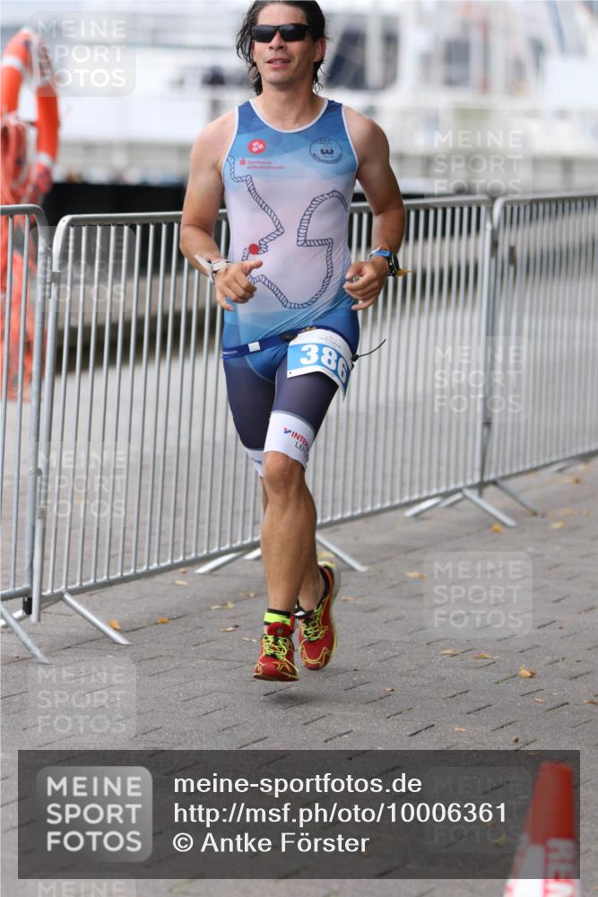 16.08.2026 - KN Förde Triathlon 2026 Antke Förster http://msf.ph/oto/10006361 16.08.2026 12:02:29 Laufen 38 meine-sportfotos.de