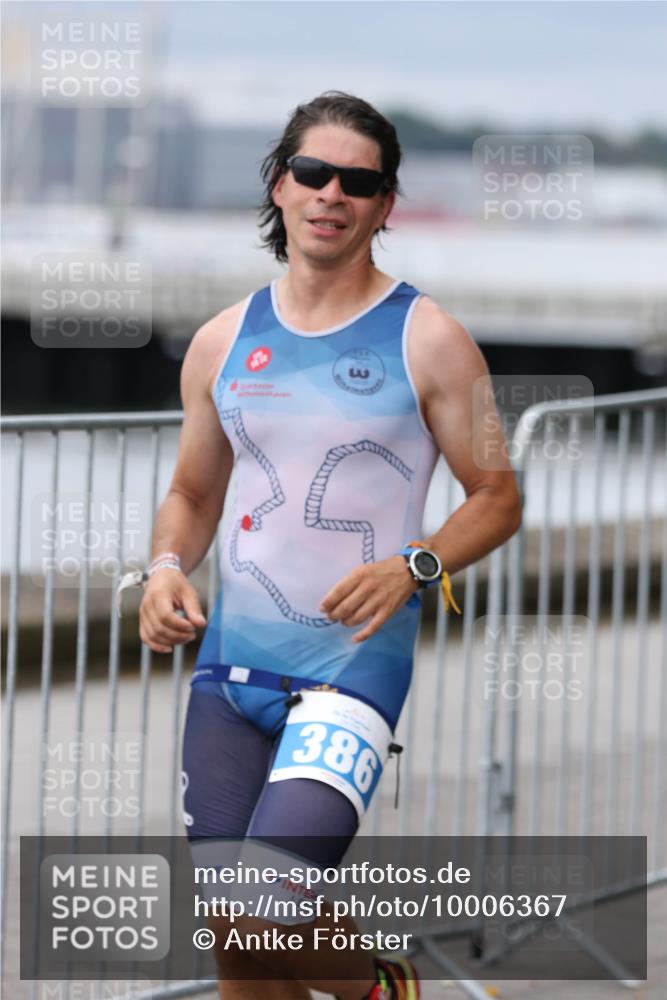 16.08.2026 - KN Förde Triathlon 2026 Antke Förster http://msf.ph/oto/10006367 16.08.2026 12:02:31 Laufen 758, 386 meine-sportfotos.de