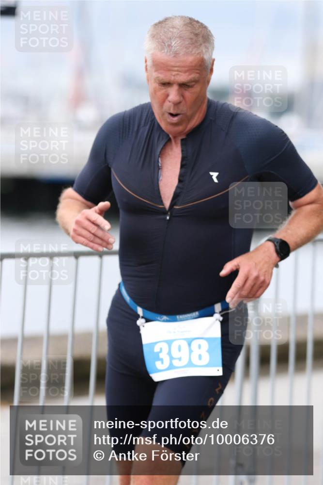 16.08.2026 - KN Förde Triathlon 2026 Antke Förster http://msf.ph/oto/10006376 16.08.2026 12:02:33 Laufen 398 meine-sportfotos.de