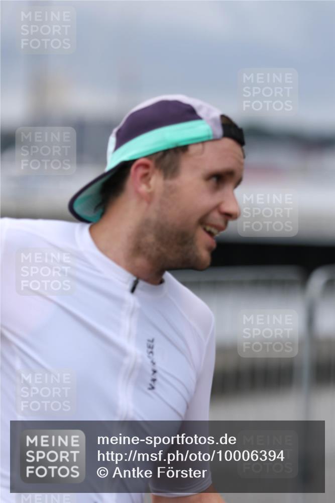16.08.2026 - KN Förde Triathlon 2026 Antke Förster http://msf.ph/oto/10006394 16.08.2026 12:02:38 Laufen  meine-sportfotos.de