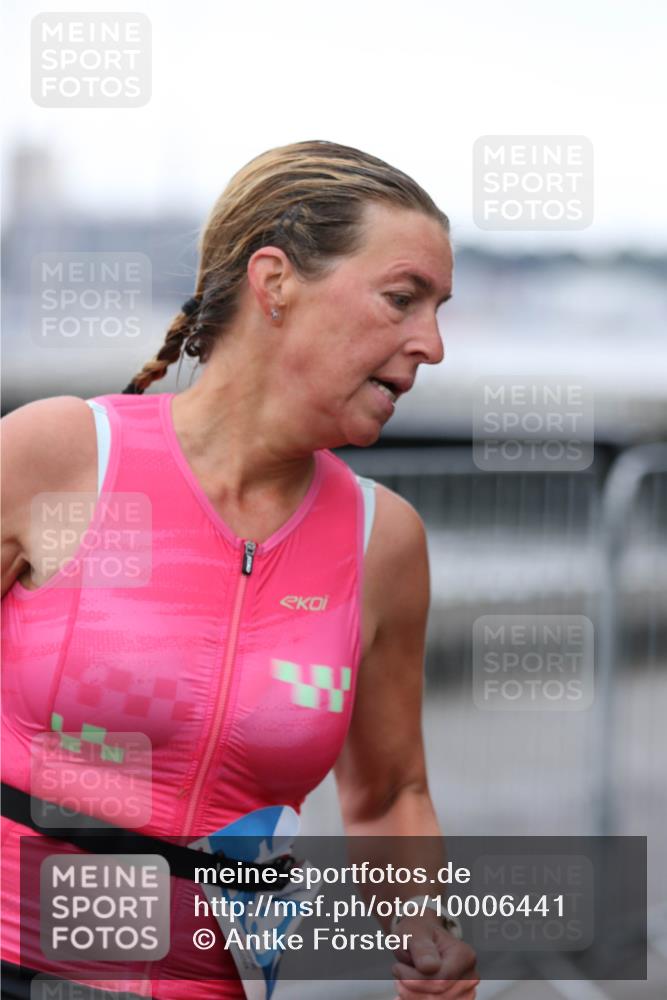16.08.2026 - KN Förde Triathlon 2026 Antke Förster http://msf.ph/oto/10006441 16.08.2026 10:22:27 Laufen  meine-sportfotos.de