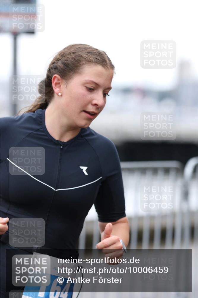 16.08.2026 - KN Förde Triathlon 2026 Antke Förster http://msf.ph/oto/10006459 16.08.2026 10:22:34 Laufen 2005, 164 meine-sportfotos.de