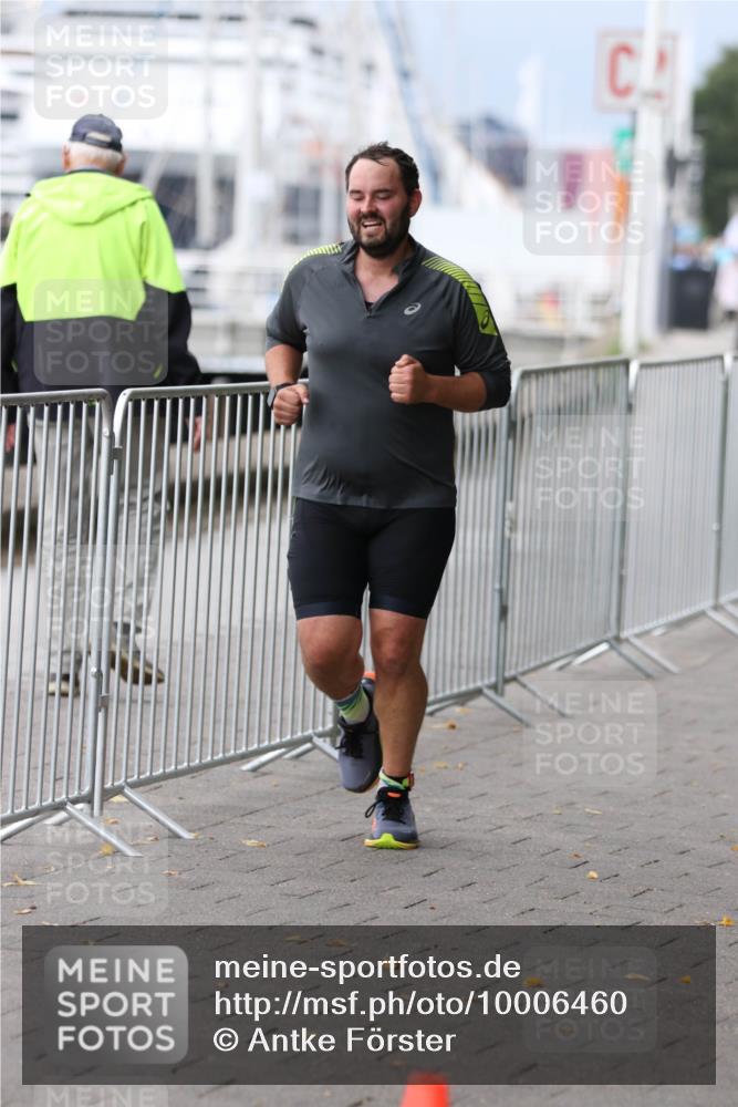 16.08.2026 - KN Förde Triathlon 2026 Antke Förster http://msf.ph/oto/10006460 16.08.2026 12:03:13 Laufen  meine-sportfotos.de