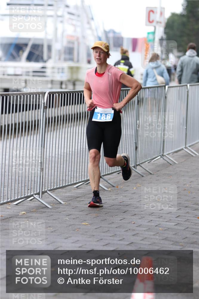 16.08.2026 - KN Förde Triathlon 2026 Antke Förster http://msf.ph/oto/10006462 16.08.2026 10:22:39 Laufen 186 meine-sportfotos.de
