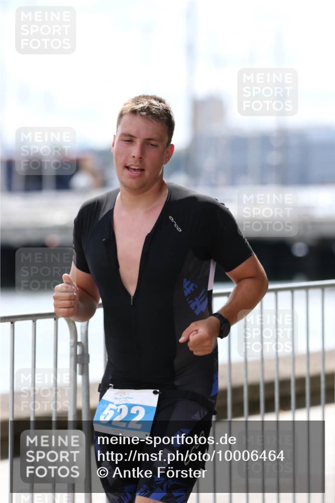 16.08.2026 - KN Förde Triathlon 2026 Antke Förster http://msf.ph/oto/10006464 16.08.2026 13:47:08 Laufen 522 meine-sportfotos.de