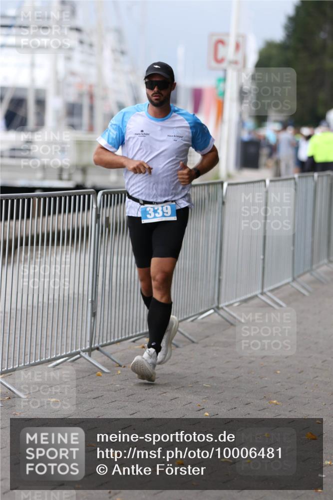 16.08.2026 - KN Förde Triathlon 2026 Antke Förster http://msf.ph/oto/10006481 16.08.2026 12:03:35 Laufen 1, 339 meine-sportfotos.de