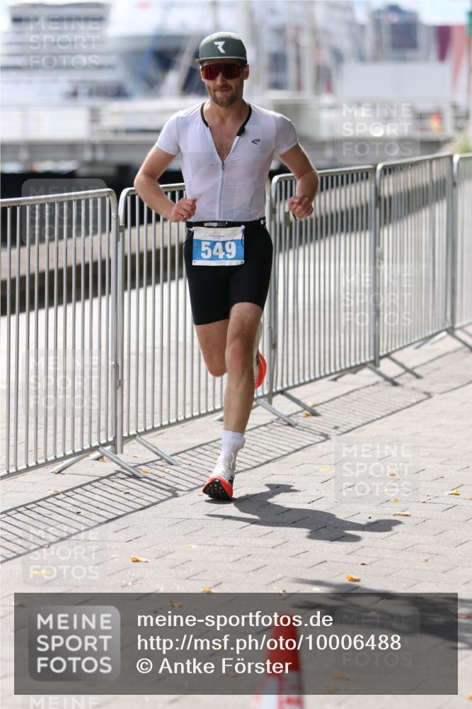 16.08.2026 - KN Förde Triathlon 2026 Antke Förster http://msf.ph/oto/10006488 16.08.2026 13:47:27 Laufen 549 meine-sportfotos.de