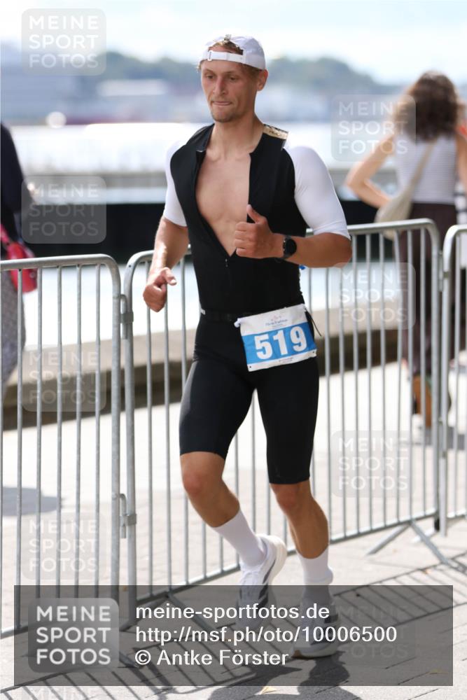 16.08.2026 - KN Förde Triathlon 2026 Antke Förster http://msf.ph/oto/10006500 16.08.2026 13:47:31 Laufen 519 meine-sportfotos.de