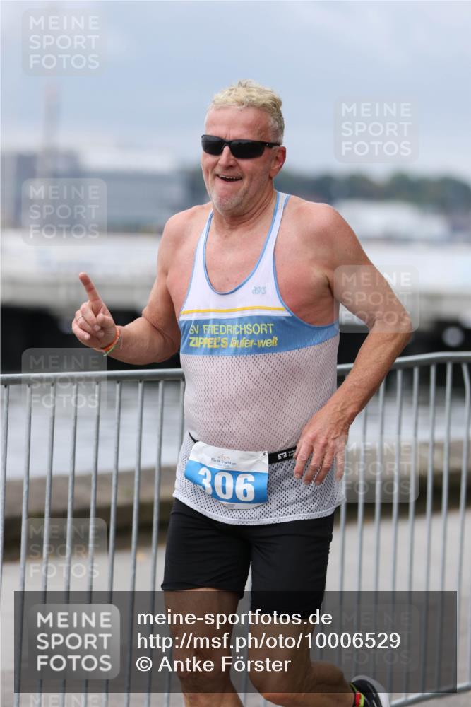 16.08.2026 - KN Förde Triathlon 2026 Antke Förster http://msf.ph/oto/10006529 16.08.2026 12:03:51 Laufen 306 meine-sportfotos.de