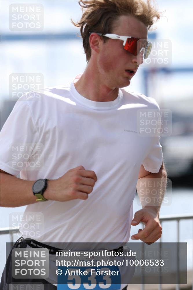 16.08.2026 - KN Förde Triathlon 2026 Antke Förster http://msf.ph/oto/10006533 16.08.2026 13:47:41 Laufen 2026, 533 meine-sportfotos.de