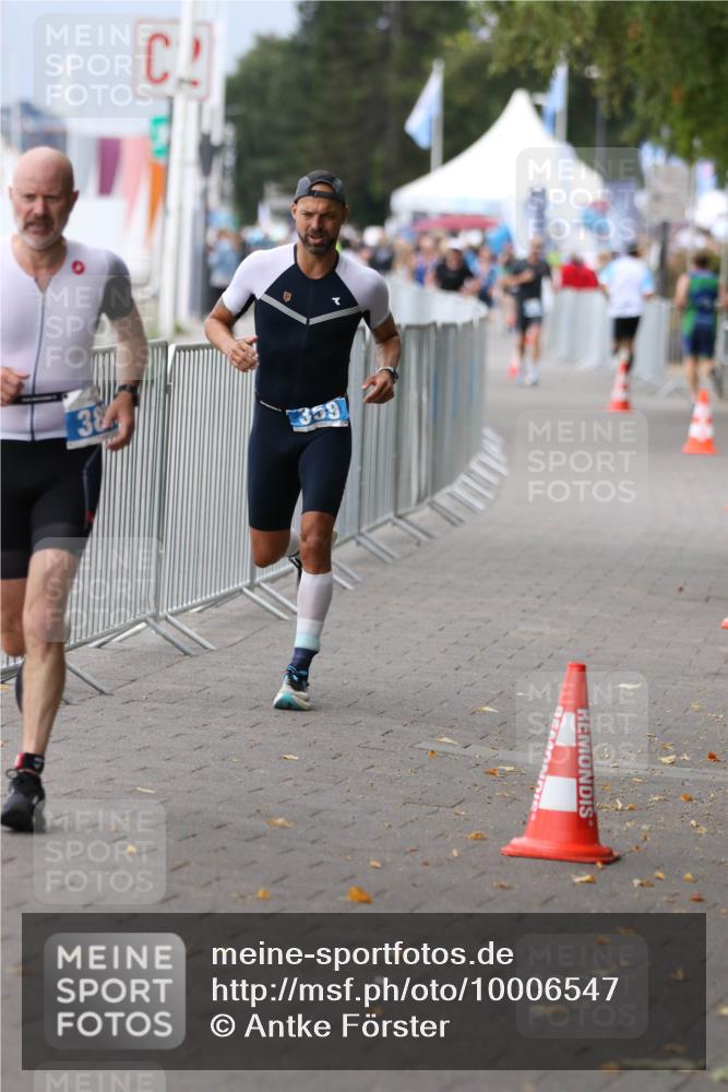 16.08.2026 - KN Förde Triathlon 2026 Antke Förster http://msf.ph/oto/10006547 16.08.2026 12:04:07 Laufen 70, 359 meine-sportfotos.de