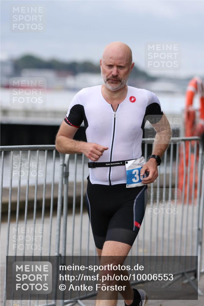 16.08.2026 - KN Förde Triathlon 2026 Antke Förster http://msf.ph/oto/10006553 16.08.2026 12:04:09 Laufen 30 meine-sportfotos.de