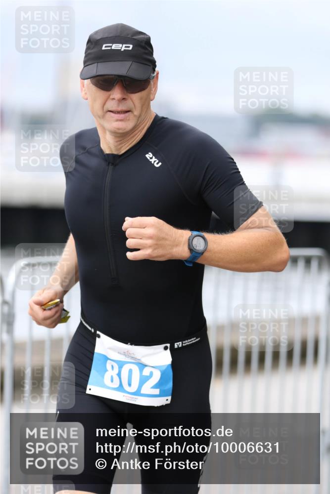 16.08.2026 - KN Förde Triathlon 2026 Antke Förster http://msf.ph/oto/10006631 16.08.2026 12:04:45 Laufen 2, 802 meine-sportfotos.de