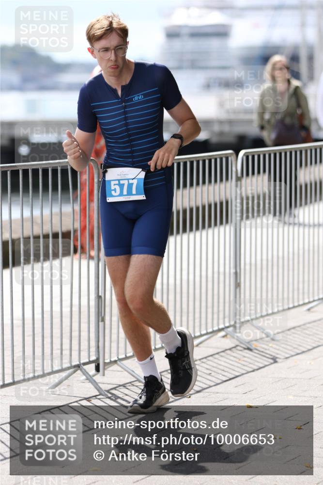 16.08.2026 - KN Förde Triathlon 2026 Antke Förster http://msf.ph/oto/10006653 16.08.2026 13:48:34 Laufen 577 meine-sportfotos.de