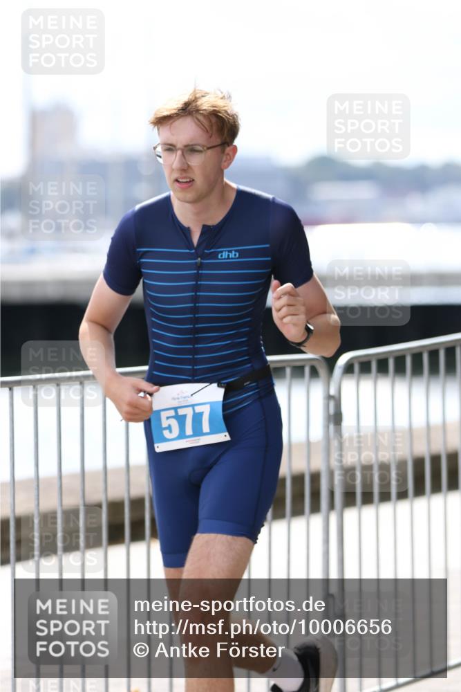 16.08.2026 - KN Förde Triathlon 2026 Antke Förster http://msf.ph/oto/10006656 16.08.2026 13:48:35 Laufen 577 meine-sportfotos.de