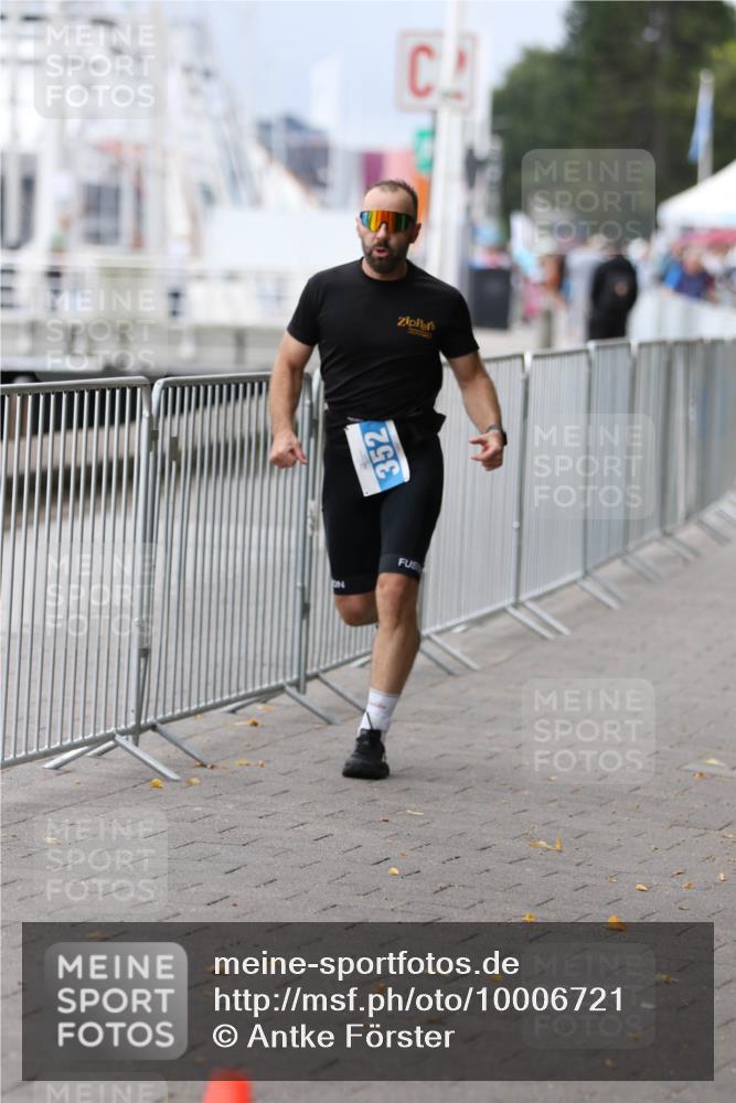 16.08.2026 - KN Förde Triathlon 2026 Antke Förster http://msf.ph/oto/10006721 16.08.2026 12:05:23 Laufen 352 meine-sportfotos.de