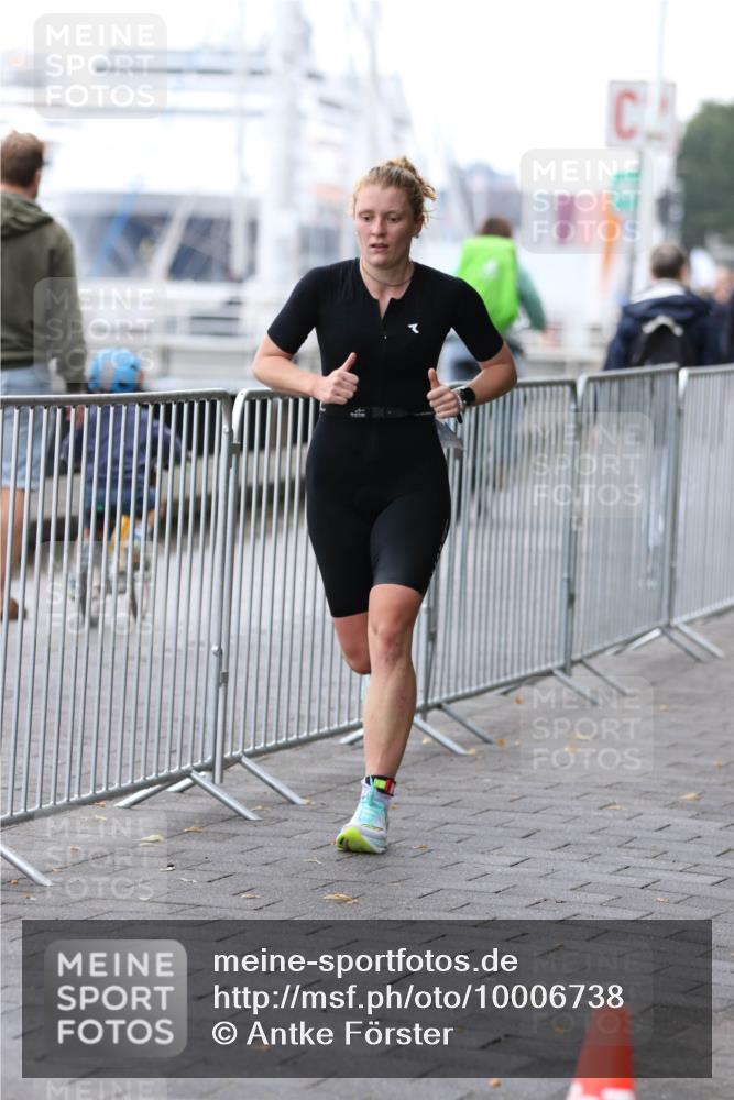 16.08.2026 - KN Förde Triathlon 2026 Antke Förster http://msf.ph/oto/10006738 16.08.2026 10:25:04 Laufen 73 meine-sportfotos.de