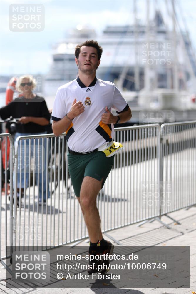 16.08.2026 - KN Förde Triathlon 2026 Antke Förster http://msf.ph/oto/10006749 16.08.2026 13:49:12 Laufen  meine-sportfotos.de