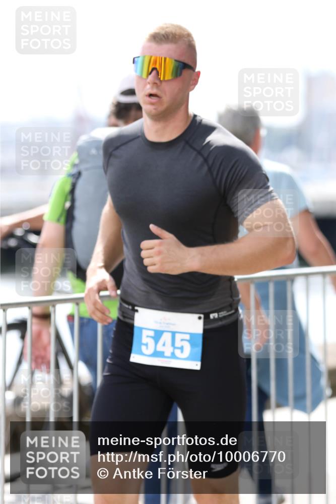 16.08.2026 - KN Förde Triathlon 2026 Antke Förster http://msf.ph/oto/10006770 16.08.2026 13:49:22 Laufen 545 meine-sportfotos.de