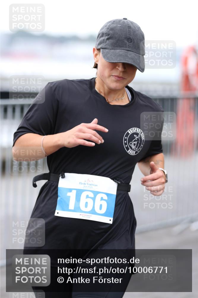 16.08.2026 - KN Förde Triathlon 2026 Antke Förster http://msf.ph/oto/10006771 16.08.2026 10:25:15 Laufen 2026, 166 meine-sportfotos.de