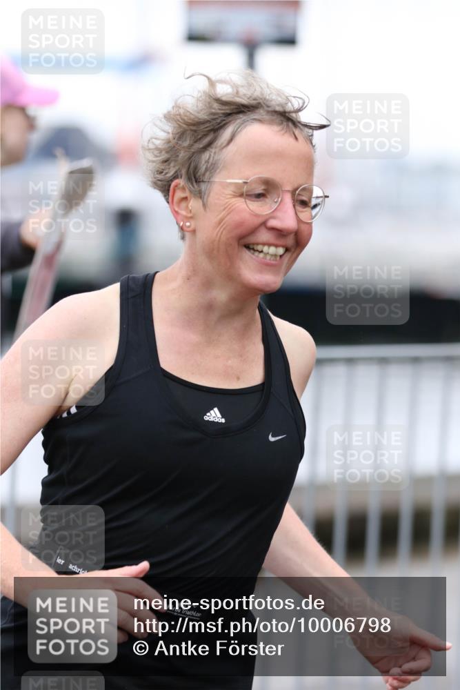 16.08.2026 - KN Förde Triathlon 2026 Antke Förster http://msf.ph/oto/10006798 16.08.2026 10:25:31 Laufen  meine-sportfotos.de