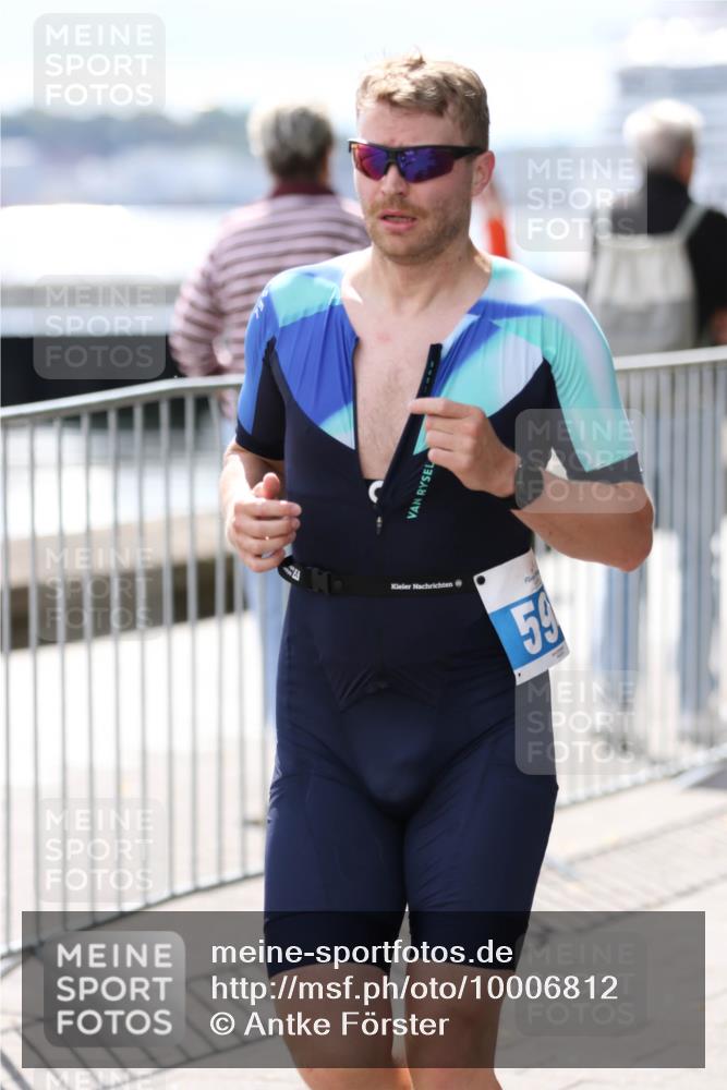 16.08.2026 - KN Förde Triathlon 2026 Antke Förster http://msf.ph/oto/10006812 16.08.2026 13:49:42 Laufen 59 meine-sportfotos.de