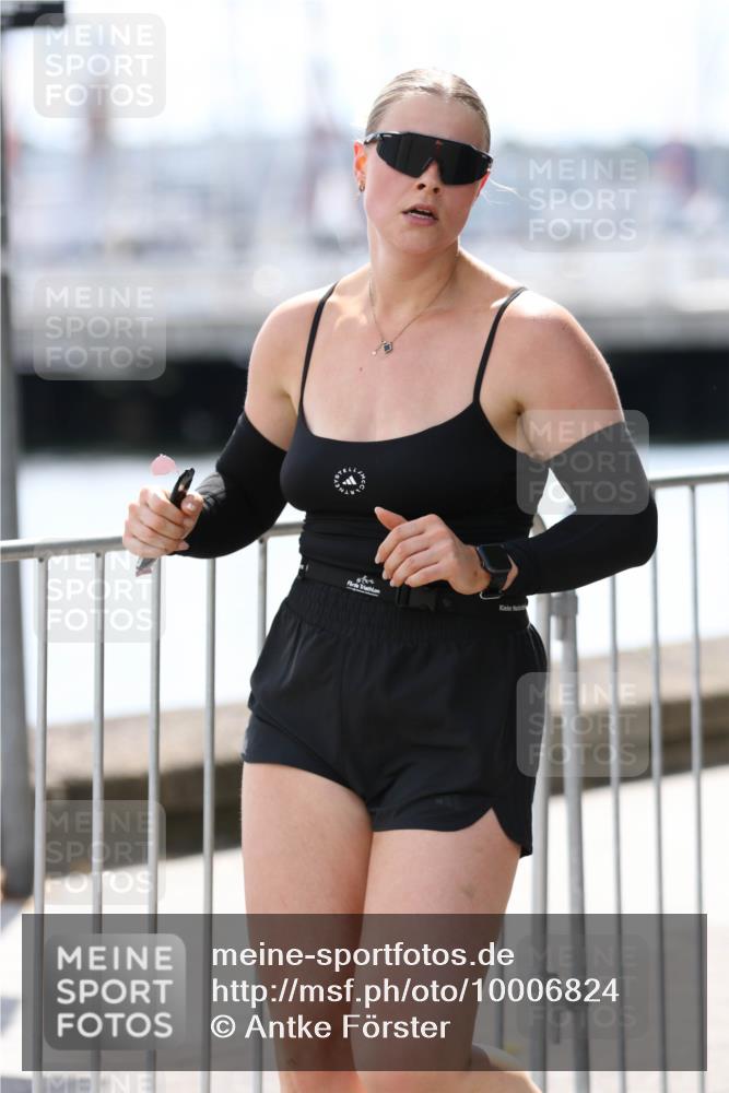 16.08.2026 - KN Förde Triathlon 2026 Antke Förster http://msf.ph/oto/10006824 16.08.2026 13:49:45 Laufen  meine-sportfotos.de