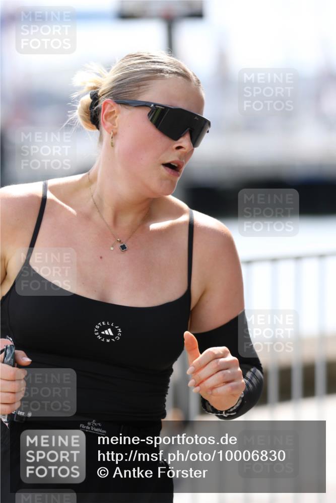 16.08.2026 - KN Förde Triathlon 2026 Antke Förster http://msf.ph/oto/10006830 16.08.2026 13:49:47 Laufen  meine-sportfotos.de