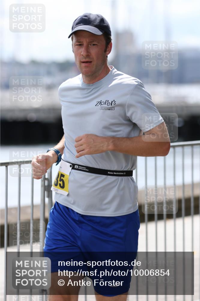 16.08.2026 - KN Förde Triathlon 2026 Antke Förster http://msf.ph/oto/10006854 16.08.2026 13:49:53 Laufen 35 meine-sportfotos.de