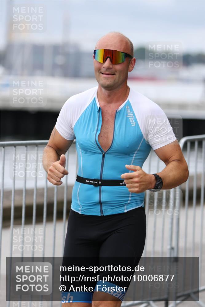 16.08.2026 - KN Förde Triathlon 2026 Antke Förster http://msf.ph/oto/10006877 16.08.2026 12:06:26 Laufen  meine-sportfotos.de