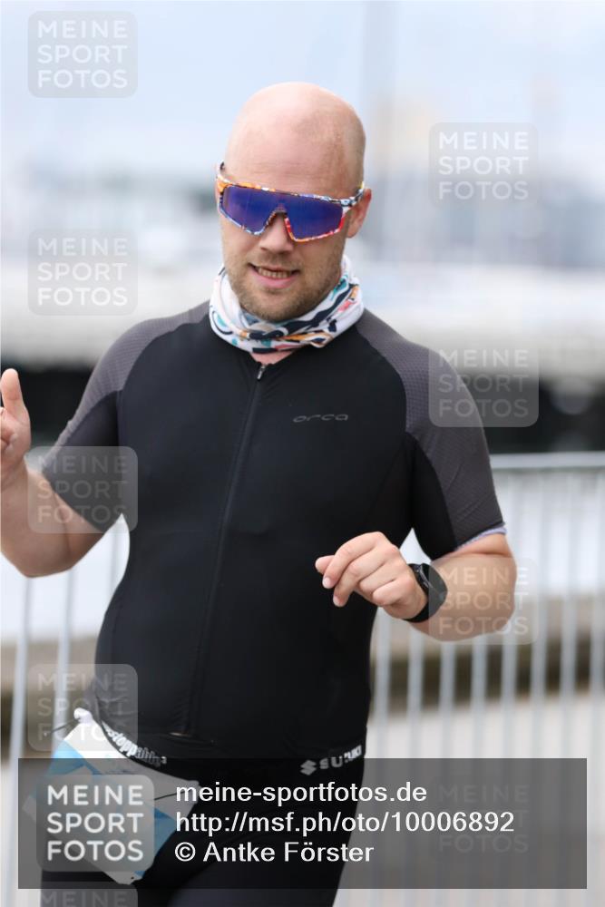 16.08.2026 - KN Förde Triathlon 2026 Antke Förster http://msf.ph/oto/10006892 16.08.2026 12:06:30 Laufen 408 meine-sportfotos.de