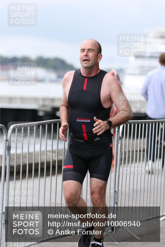 16.08.2026 - KN Förde Triathlon 2026 Antke Förster http://msf.ph/oto/10006940 16.08.2026 12:06:46 Laufen  meine-sportfotos.de