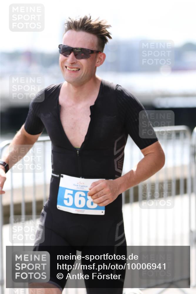 16.08.2026 - KN Förde Triathlon 2026 Antke Förster http://msf.ph/oto/10006941 16.08.2026 13:50:36 Laufen 568 meine-sportfotos.de