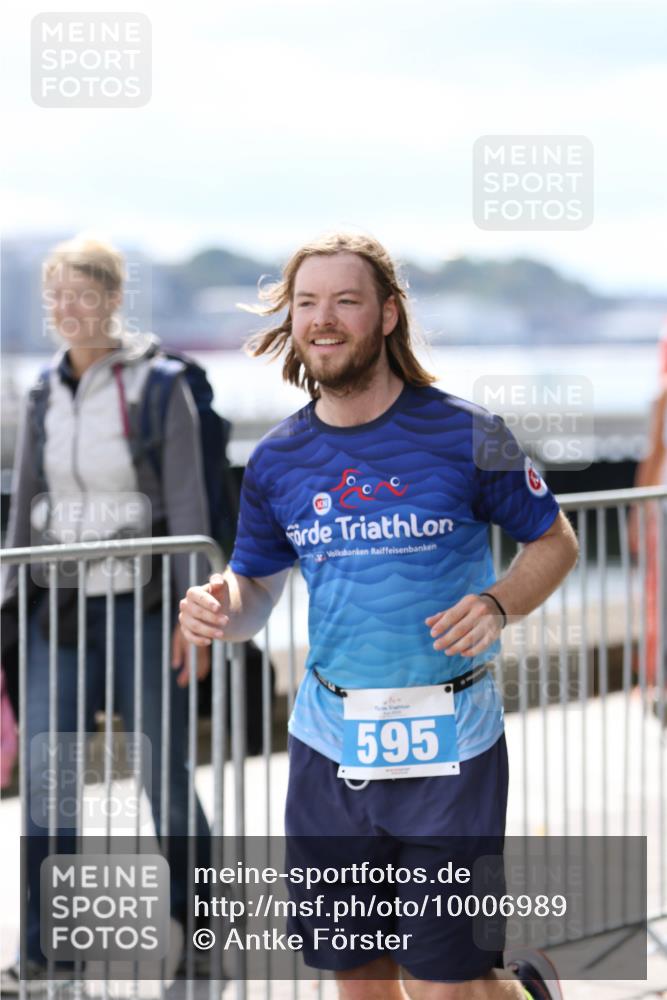 16.08.2026 - KN Förde Triathlon 2026 Antke Förster http://msf.ph/oto/10006989 16.08.2026 13:51:06 Laufen 595 meine-sportfotos.de