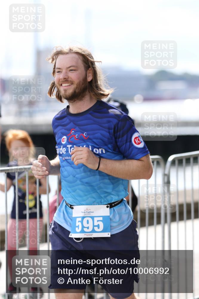 16.08.2026 - KN Förde Triathlon 2026 Antke Förster http://msf.ph/oto/10006992 16.08.2026 13:51:07 Laufen 2026, 595 meine-sportfotos.de