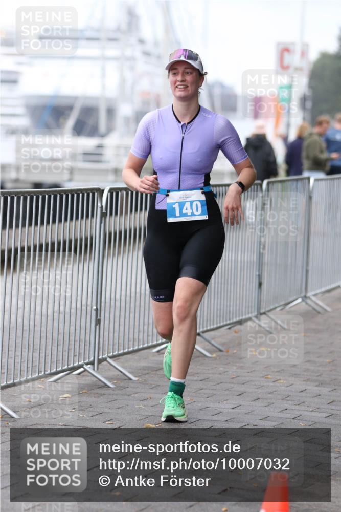 16.08.2026 - KN Förde Triathlon 2026 Antke Förster http://msf.ph/oto/10007032 16.08.2026 10:27:06 Laufen 140 meine-sportfotos.de