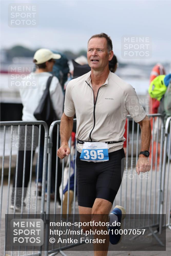 16.08.2026 - KN Förde Triathlon 2026 Antke Förster http://msf.ph/oto/10007057 16.08.2026 12:07:29 Laufen 2026, 395 meine-sportfotos.de