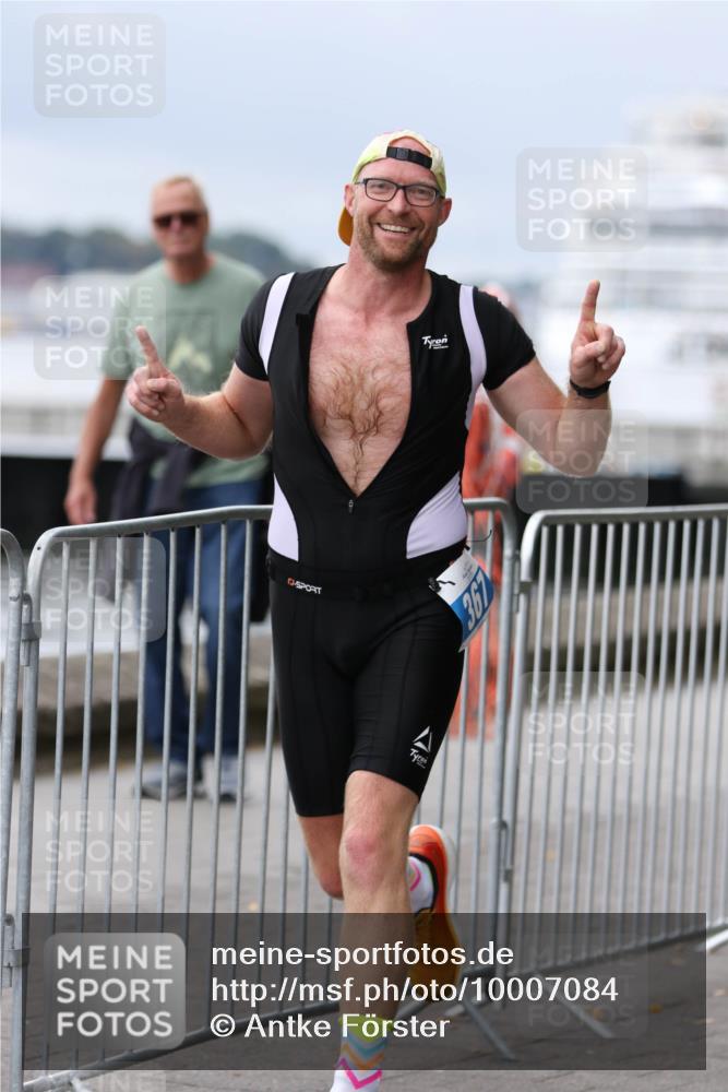 16.08.2026 - KN Förde Triathlon 2026 Antke Förster http://msf.ph/oto/10007084 16.08.2026 12:07:37 Laufen 496 meine-sportfotos.de