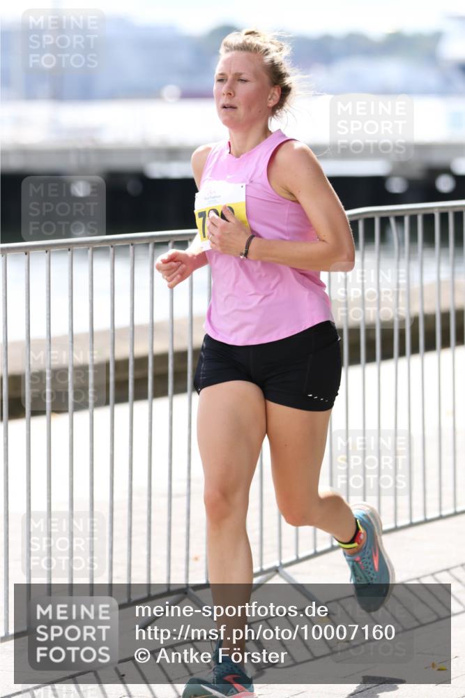16.08.2026 - KN Förde Triathlon 2026 Antke Förster http://msf.ph/oto/10007160 16.08.2026 13:52:38 Laufen  meine-sportfotos.de